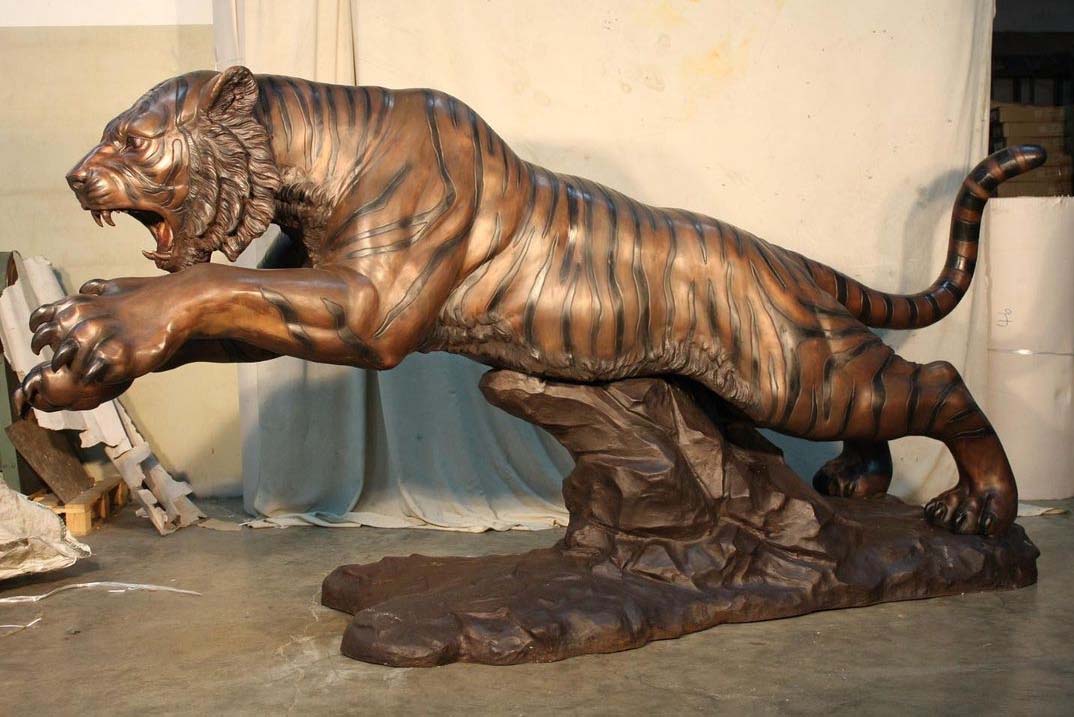 Powerful Majestic Graceful Fierce Captivating Realistic Large Decoration  Art of Brass Tiger Statue Open Big Mouth